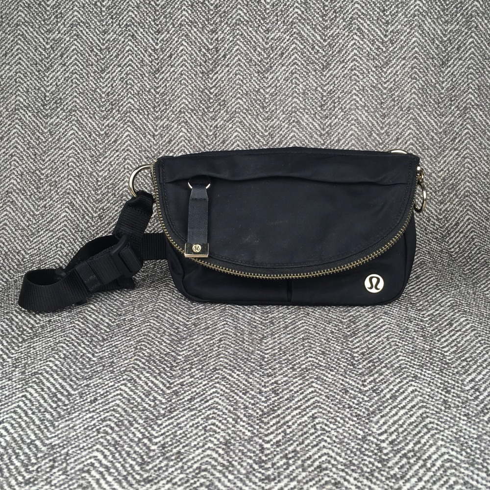 Lululemon All Night Festival Micro Crossbody Bag Fanny Pack Black Nylon